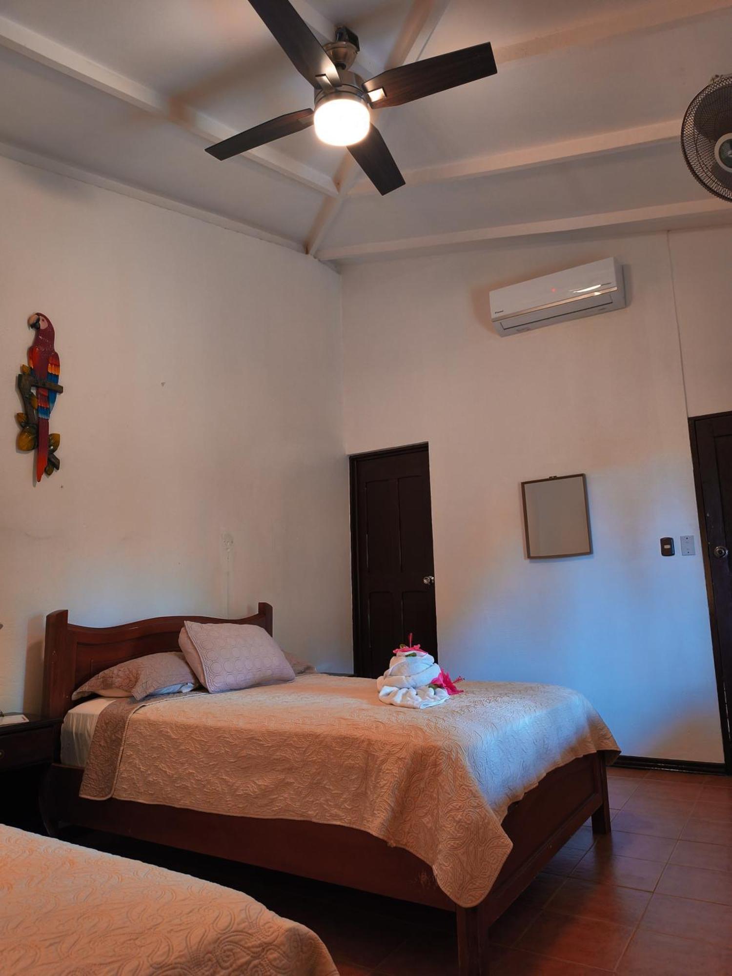 La Laguna Del Lagarto Eco-Lodge Pital  Ngoại thất bức ảnh