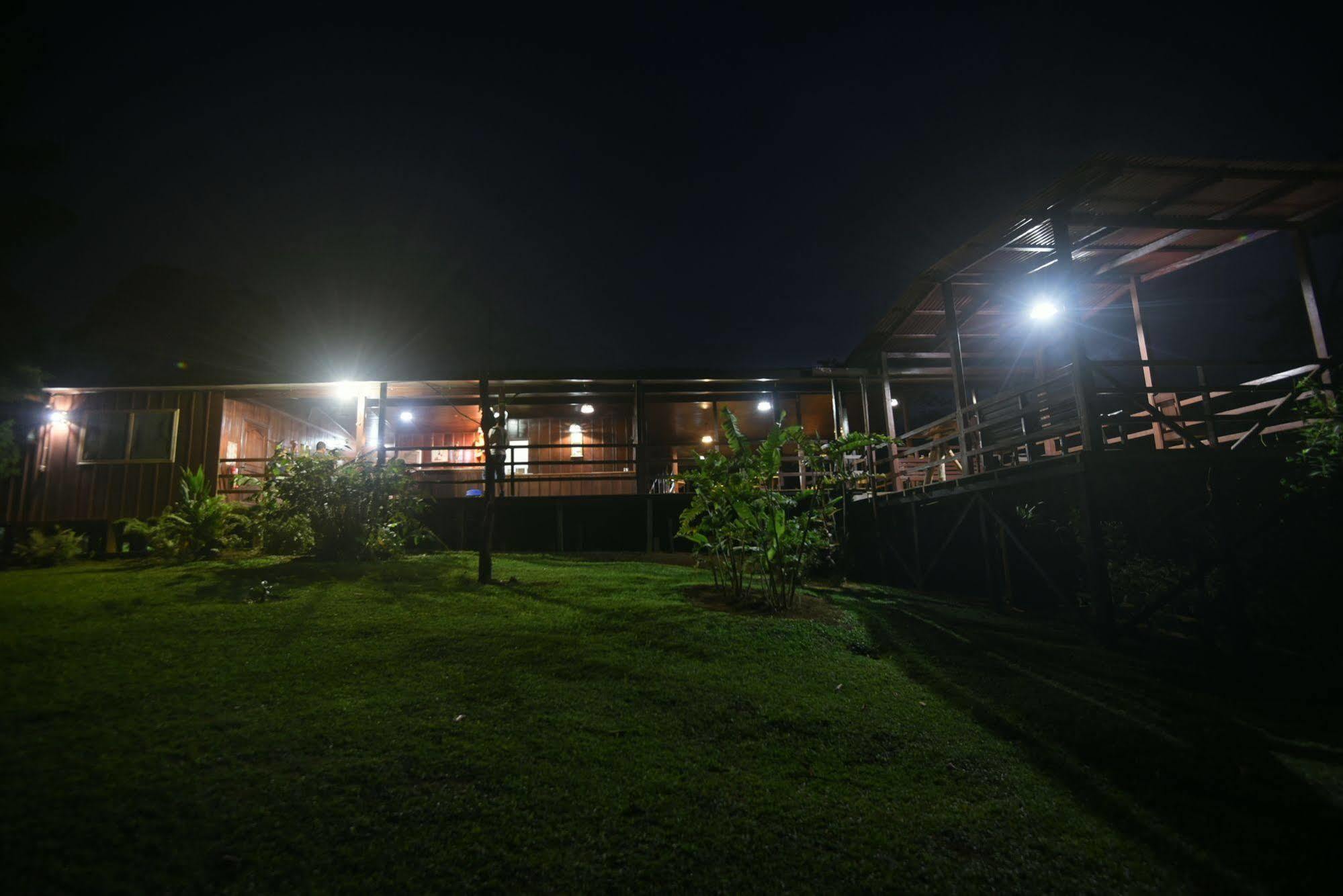 La Laguna Del Lagarto Eco-Lodge Pital  Ngoại thất bức ảnh